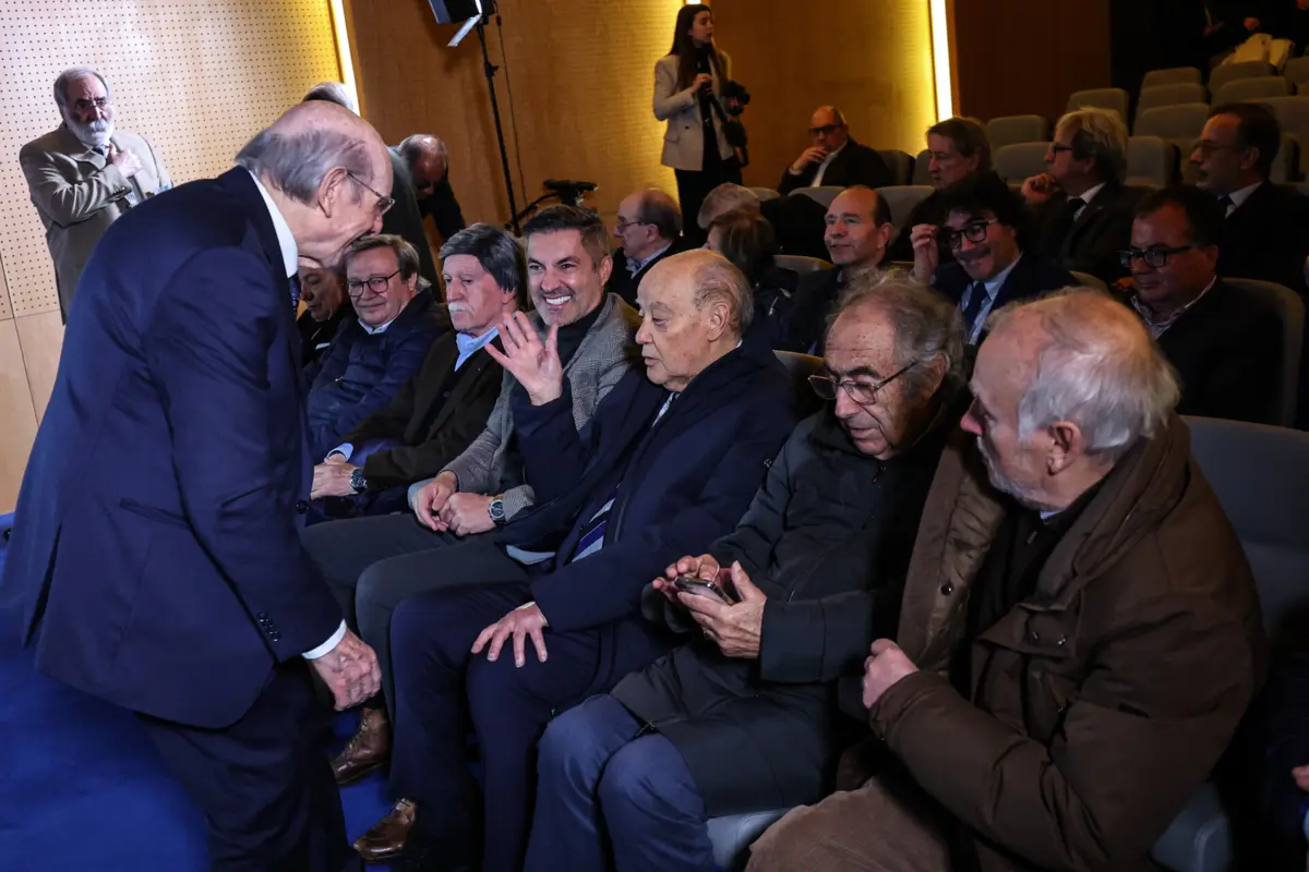 Pinto da Costa formalizou esta quinta-feira a recandidatura à presidência do FC Porto