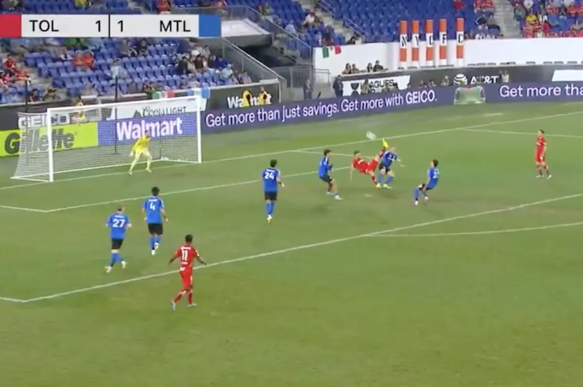 Imagem de contexto do artigo Paulinho deu vitória ao Toluca com golaço de bicicleta. Ora veja