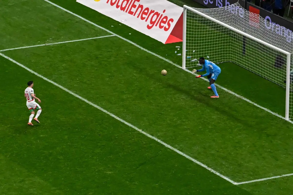 Imagem de contexto do artigo Bronca na CAN! Senegal quis abandonar o jogo, voltou e Marrocos falhou penálti à panenka... aos 90'+24'