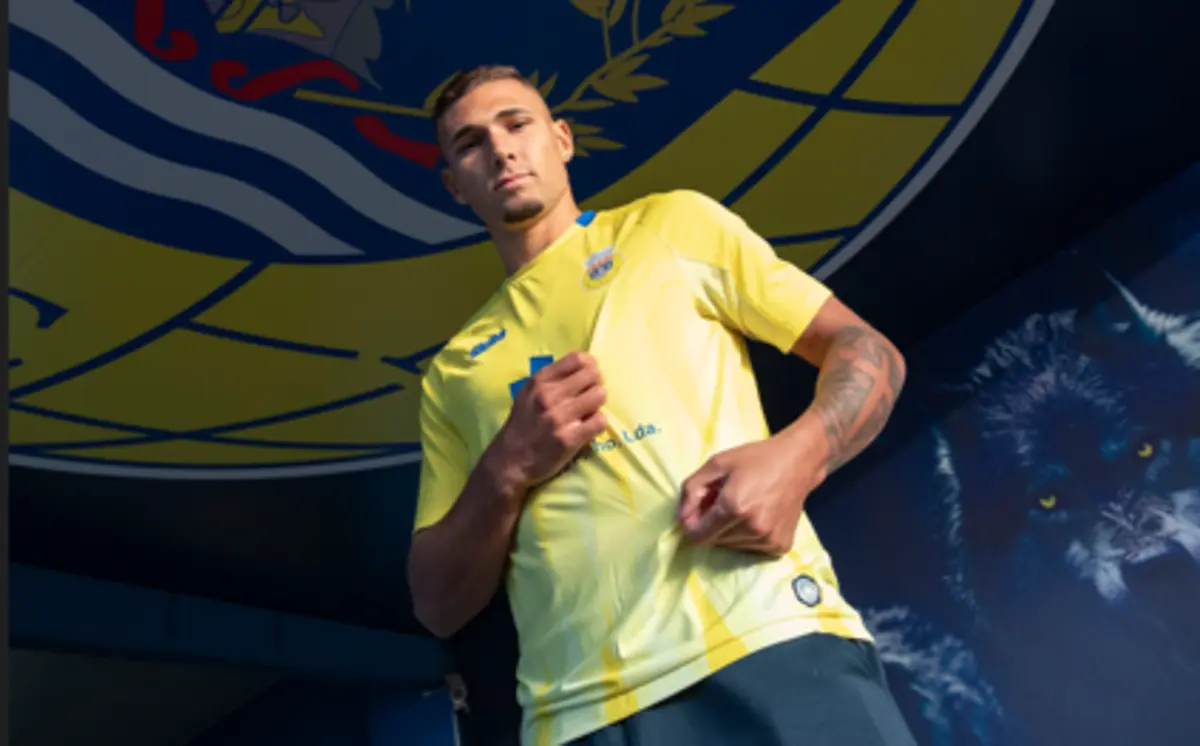 Dylan Nandín (Reprodução: Arouca)