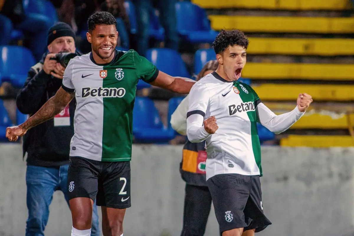 Matheus Reis e João Simões