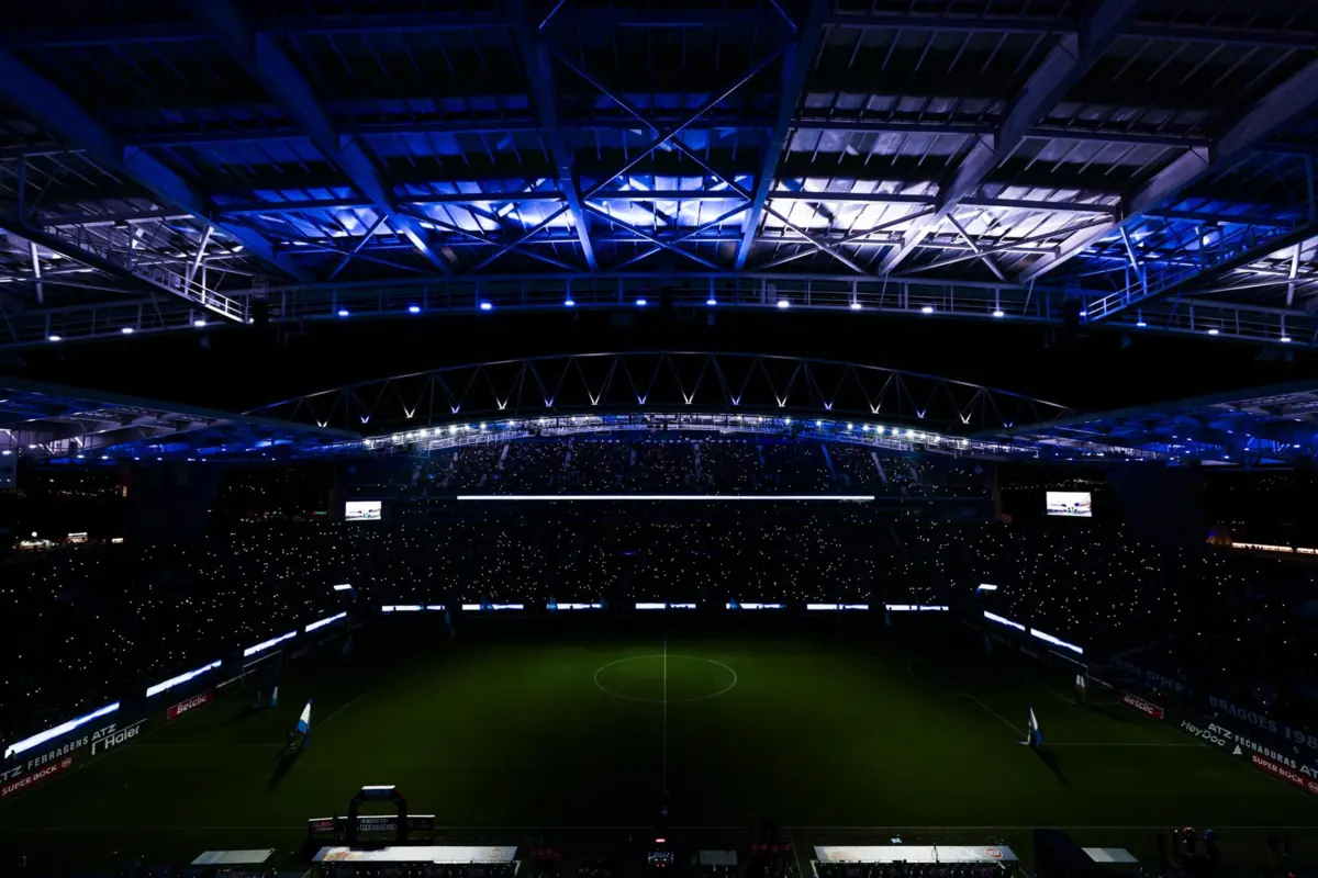 Imagem de contexto do artigo Novo sistema de iluminação em estreia no Estádio do Dragão antes do FC Porto-Estoril