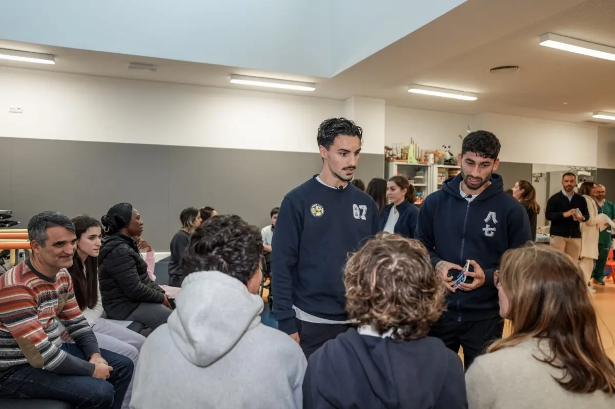 Imagem de contexto do artigo "A nós custa-nos muito pouco vir aqui, mas para as crianças faz uma diferença enorme"