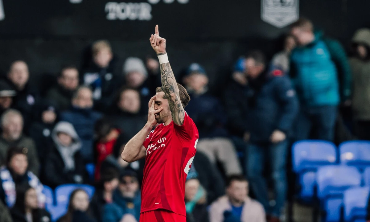 Jota Silva ao serviço do Nottingham Forest