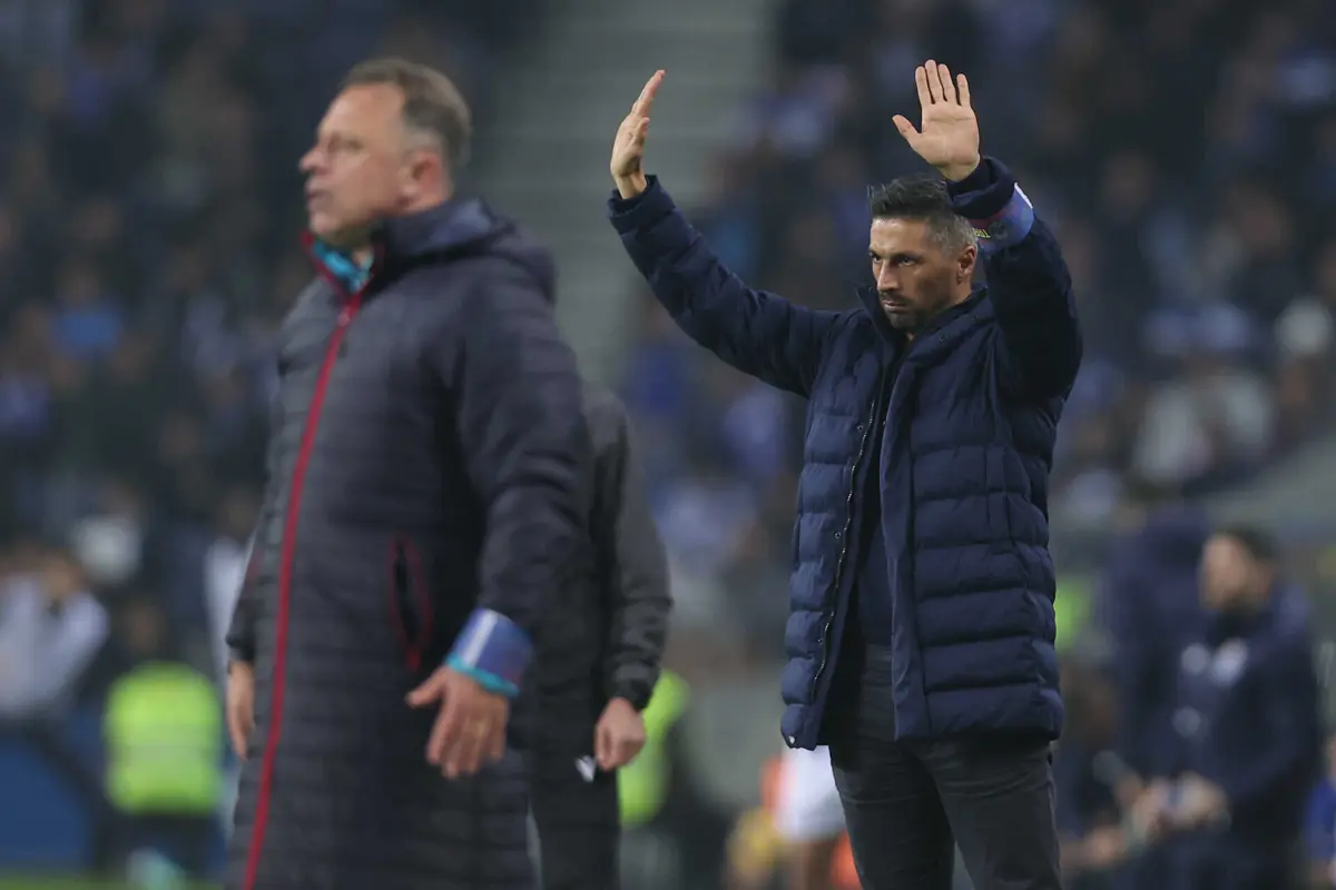 Moreno, treinador do Chaves (créditos: Miguel Pereira/Global Imagens)