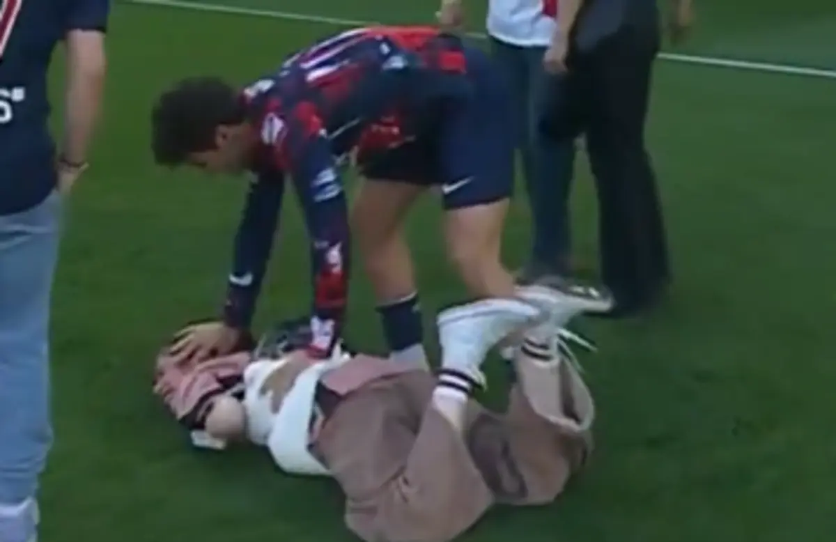 Imagem de contexto do artigo João Neves rasteira a namorada Madalena Aragão. Veja o vídeo