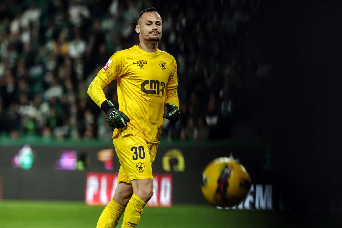 Imagem de contexto do artigo Bruno Brígido rescinde com o Estrela da Amadora e ruma a Viseu