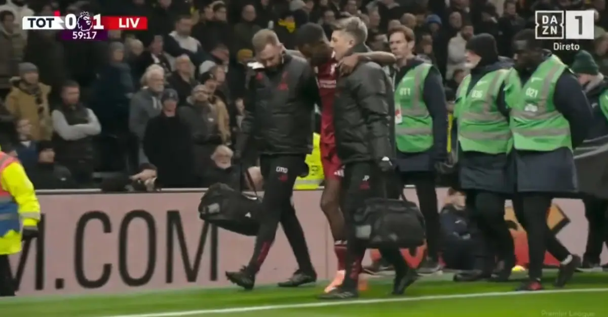 Imagem de contexto do artigo Vídeo: Isak marca no Tottenham-Liverpool, mas lesiona-se e é substituído