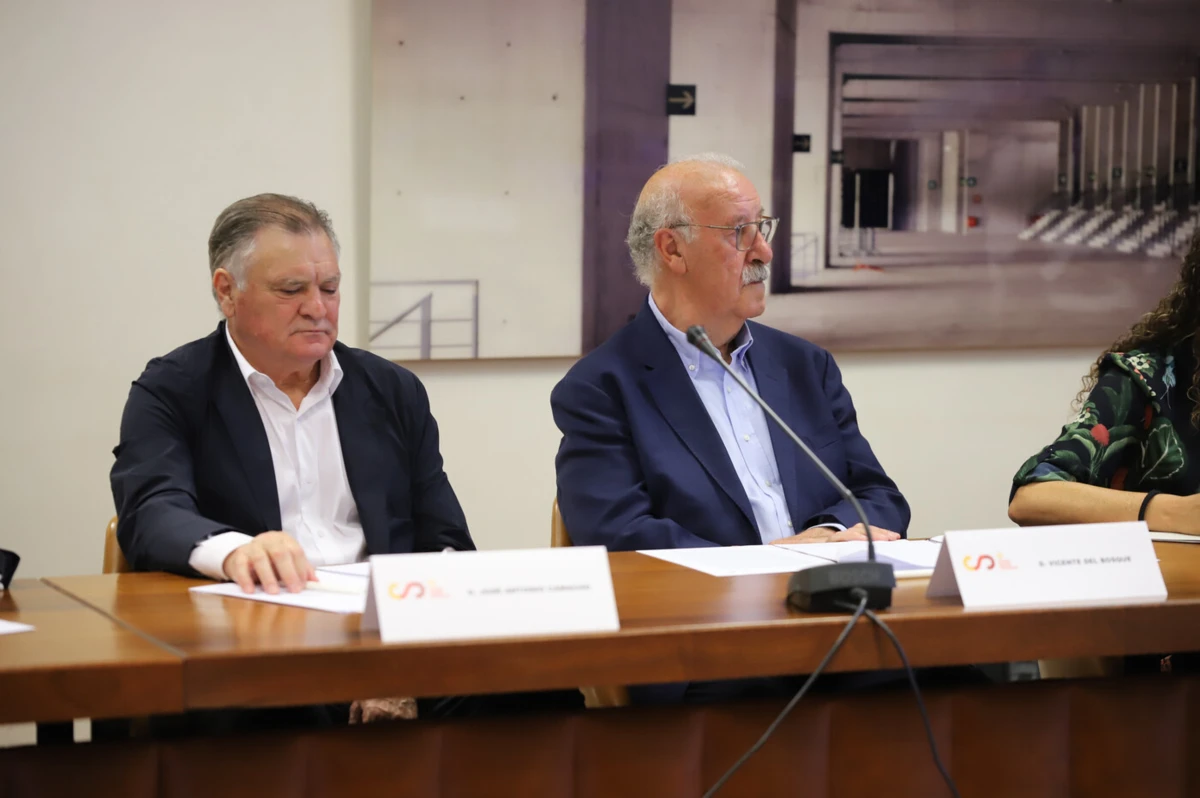 Camacho e Del Bosque (Créditos: CSD)