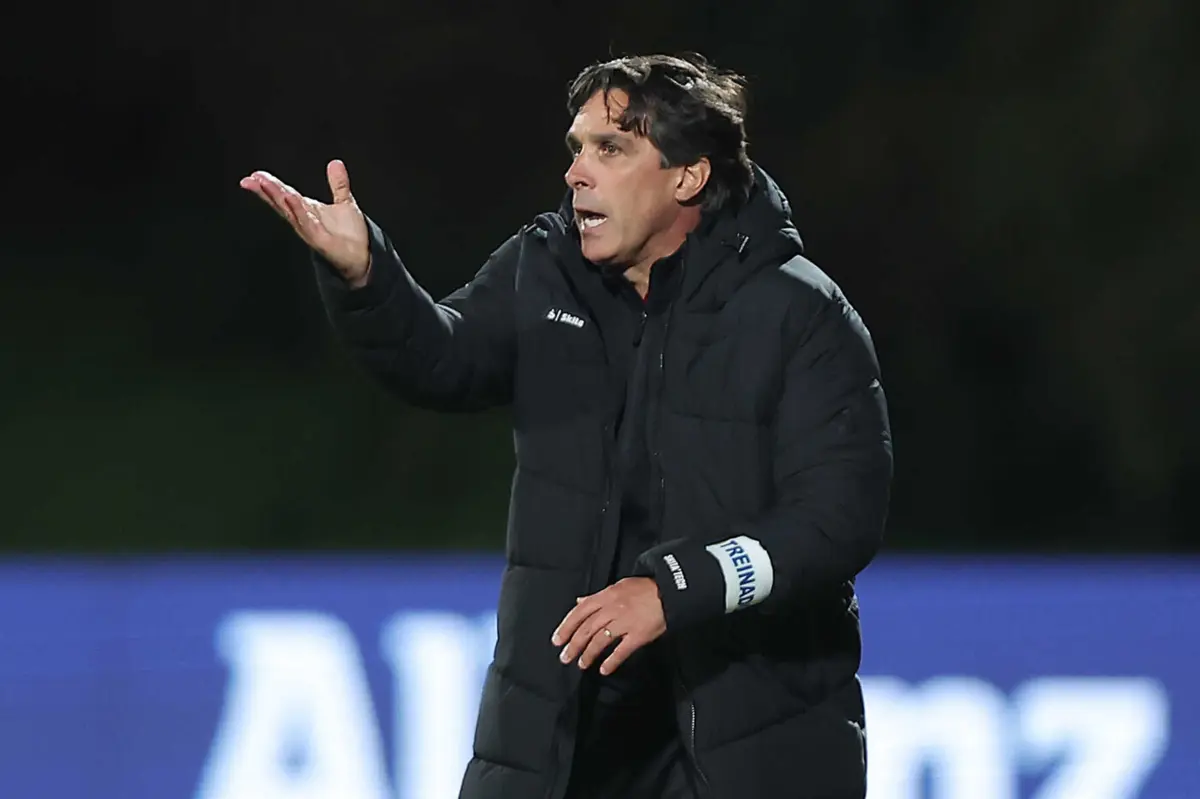 Imagem de contexto do artigo Daniel Ramos firme no comando técnico do Arouca