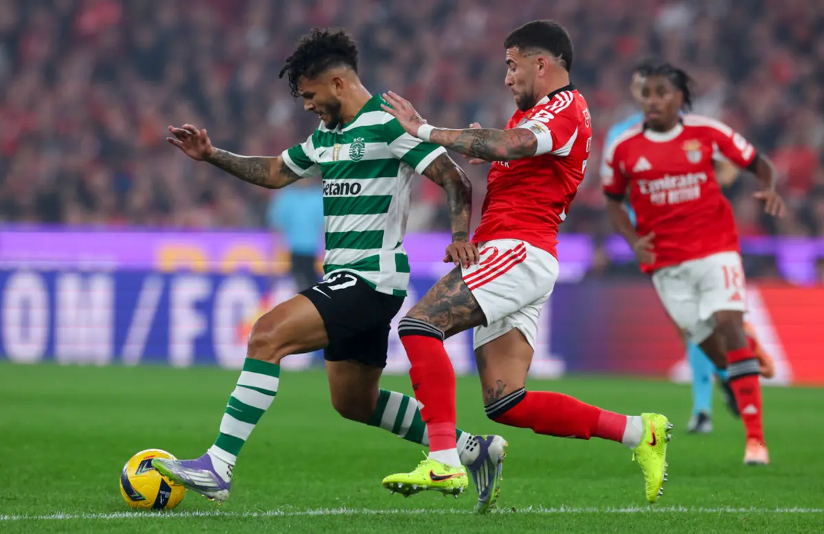 Otamendi vigiou de perto Luis Suárez