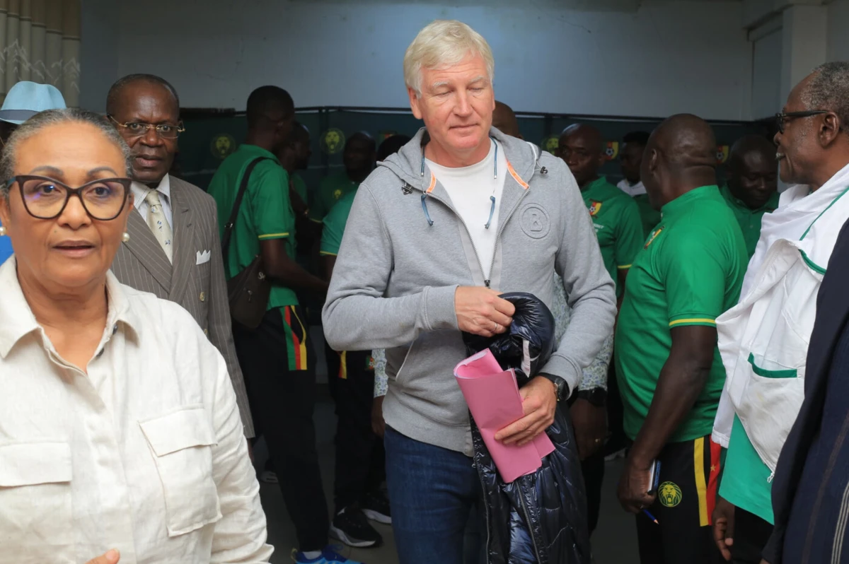 Imagem de contexto do artigo Selecionador dos Camarões não recebia há mais de 60 dias e renunciou ao cargo