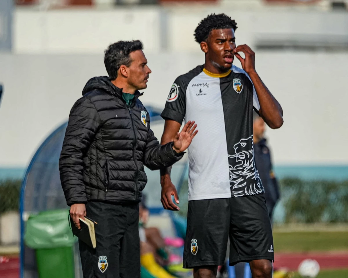 Imagem de contexto do artigo Farense empresta Geovanny ao Oliveira do Hospital