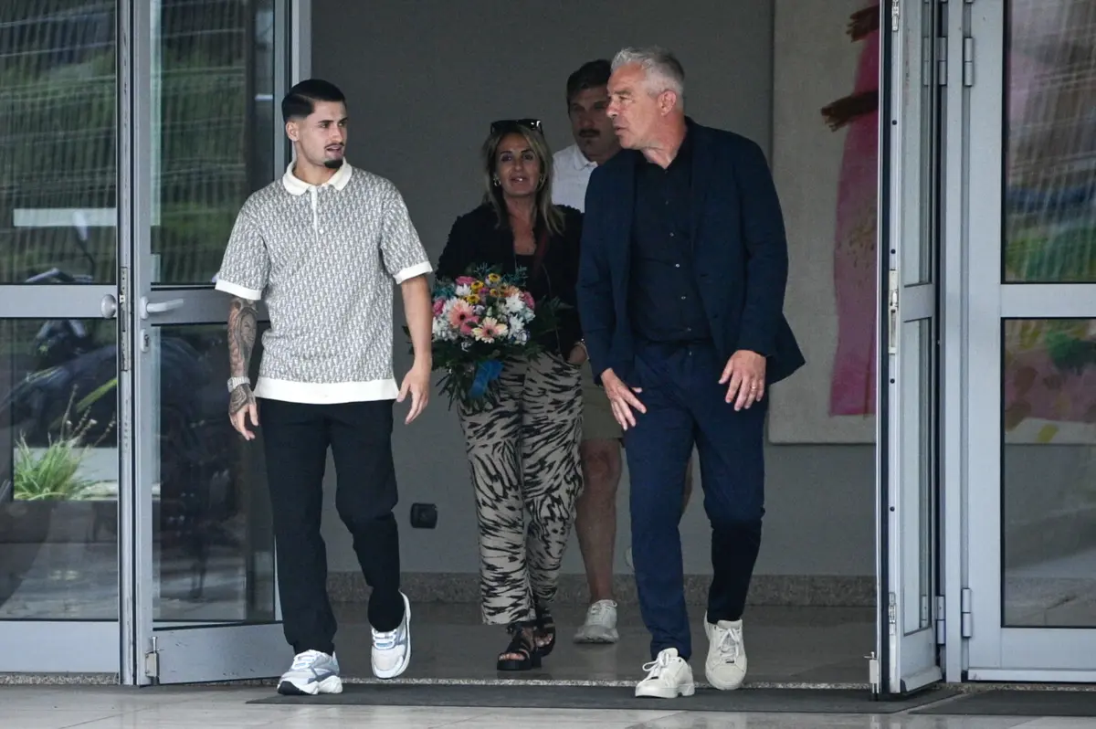 Imagem de contexto do artigo Borja Sainz chegou ao Porto acompanhado por Jorge Costa: as imagens