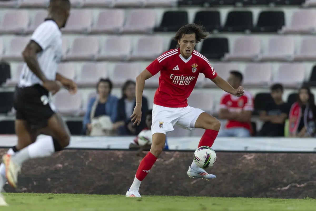 Imagem de contexto do artigo Exibição frente ao Atlético surpreendeu e Álvaro Carreras é alvo do Liverpool