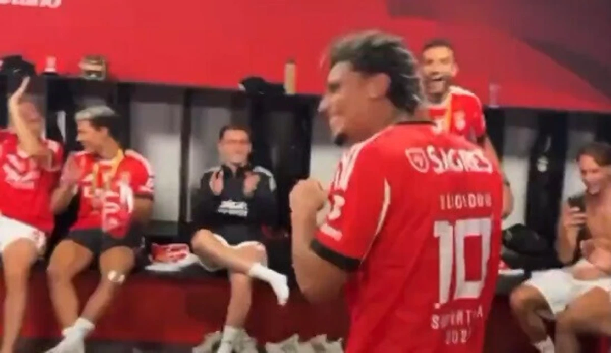 Imagem de contexto do artigo Festa do Benfica: Richard Ríos deu passinho de dança no balneário