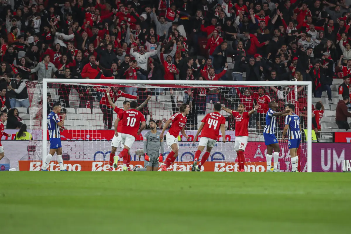 Carreras já marcou a Diogo Costa esta época (Créditos: Pedro Rocha/Global Imagens)