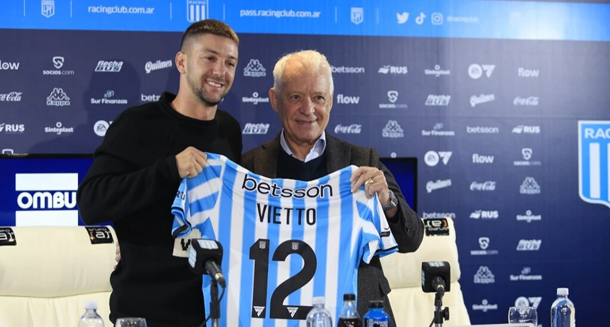 Vietto e o presidente do Racing, Víctor Blanco