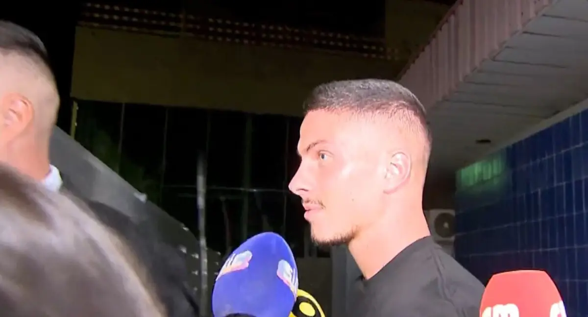 Imagem de contexto do artigo Ivanovic em Portugal para assinar pelo Benfica: "Grande momento para mim"