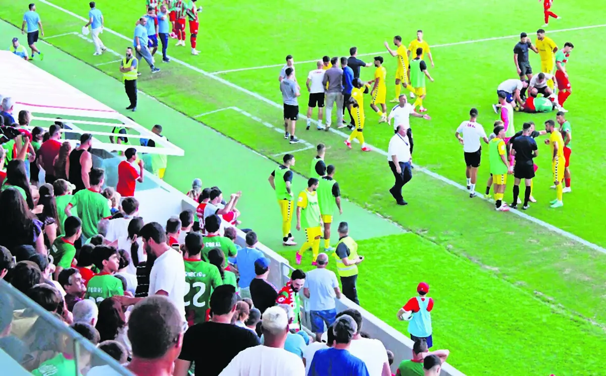 Dérbi madeirense de domingo resultou em insultos e provocações