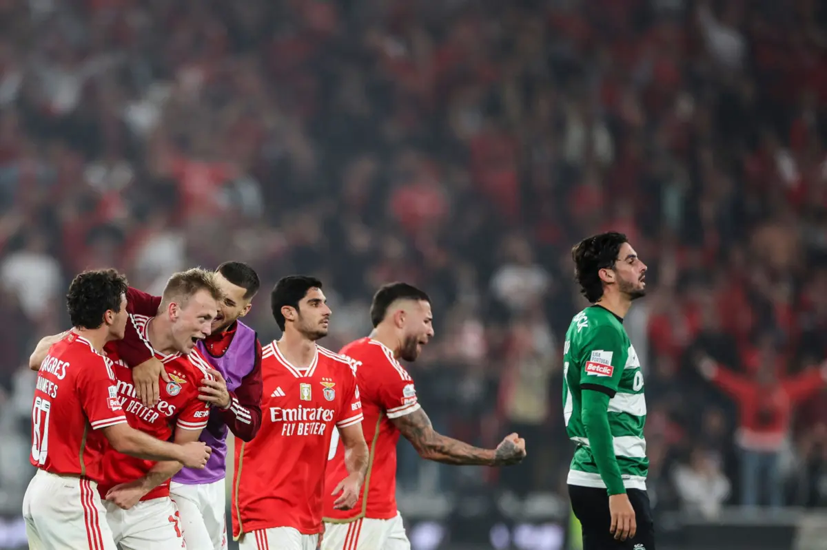 Tengstedt deu a vitória ao Benfica no dérbi (Créditos: AFP)