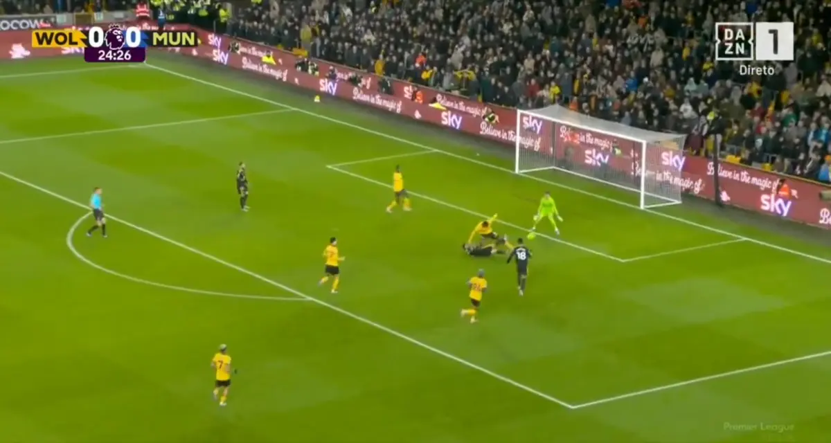 Imagem de contexto do artigo O golo de Bruno Fernandes no Wolverhampton-Manchester United