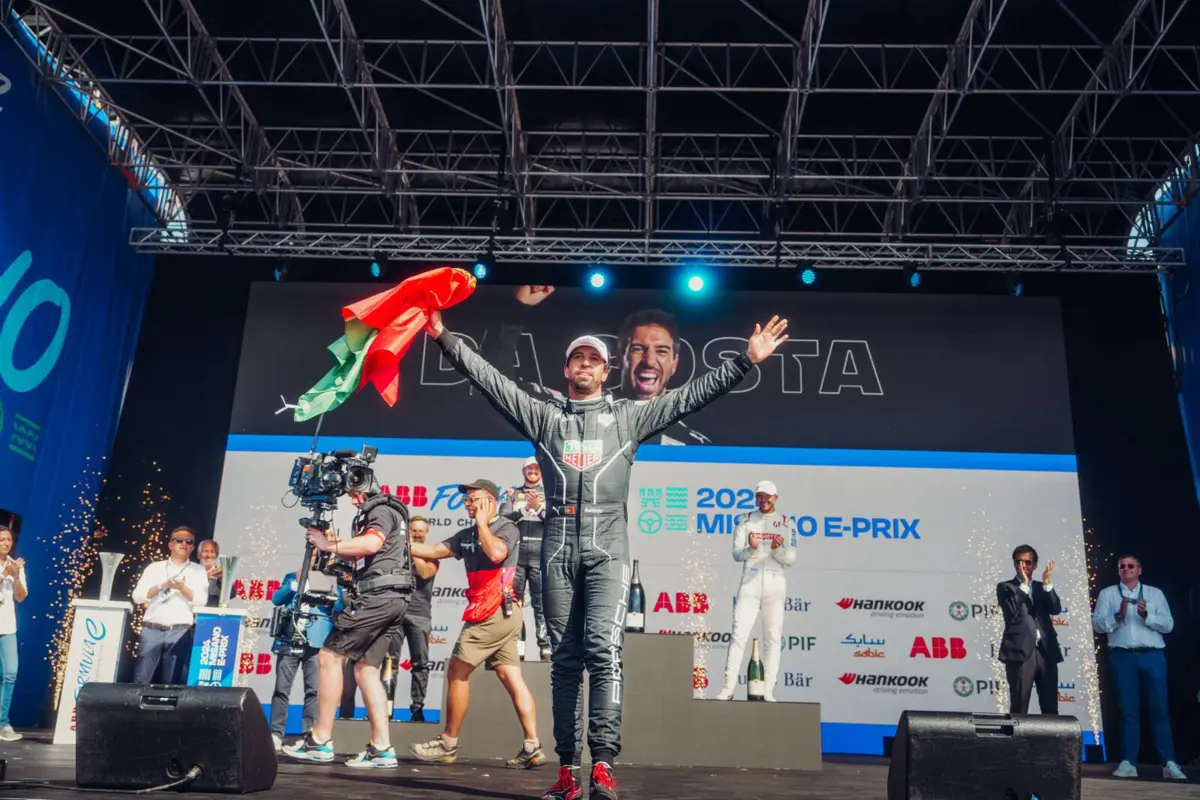 Imagem de contexto do artigo Félix da Costa desclassificado perde vitória no e-Prix de Misano