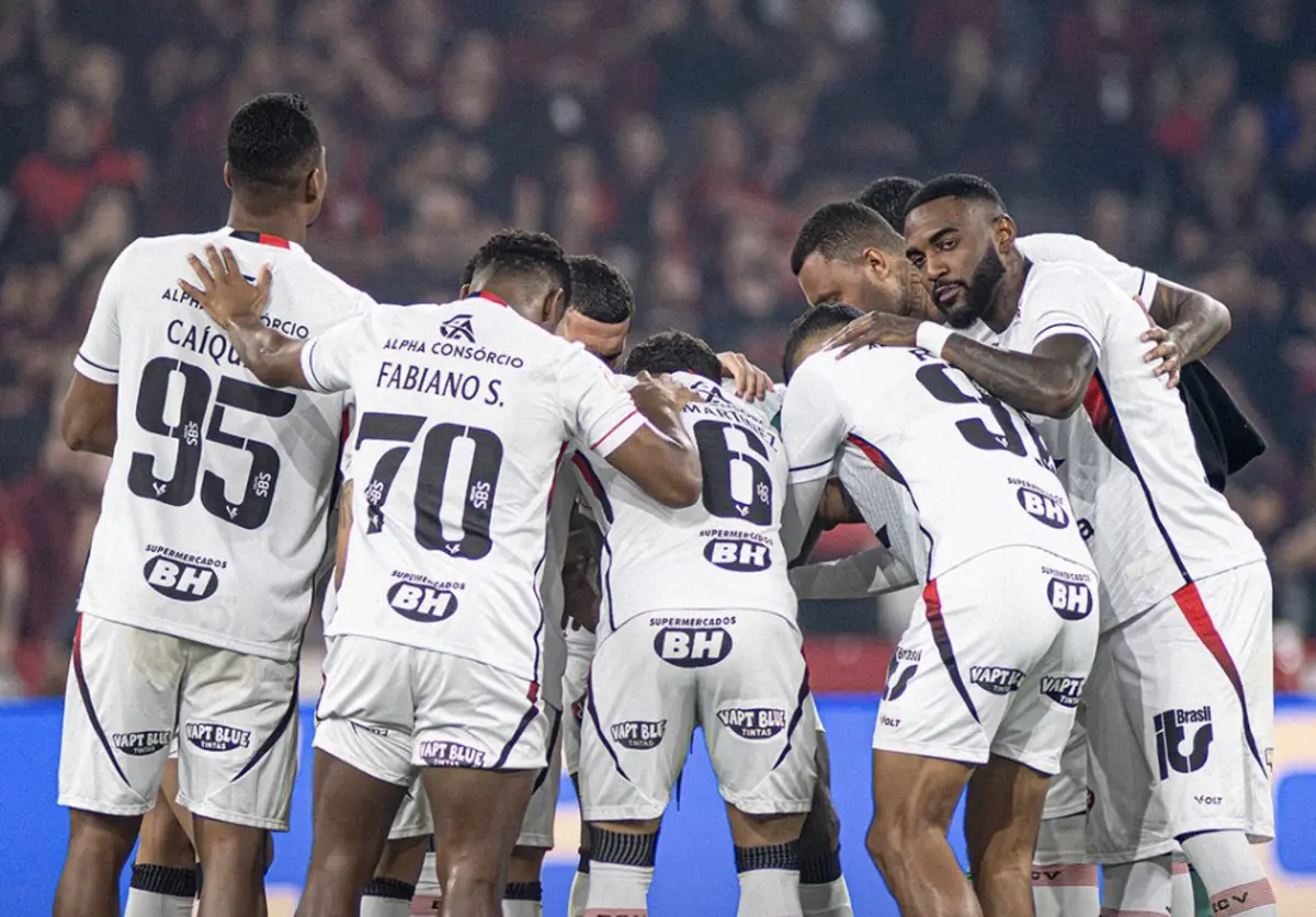 Registar Vitória da Bahia impedido de registar novos contratos devido a dívida ...