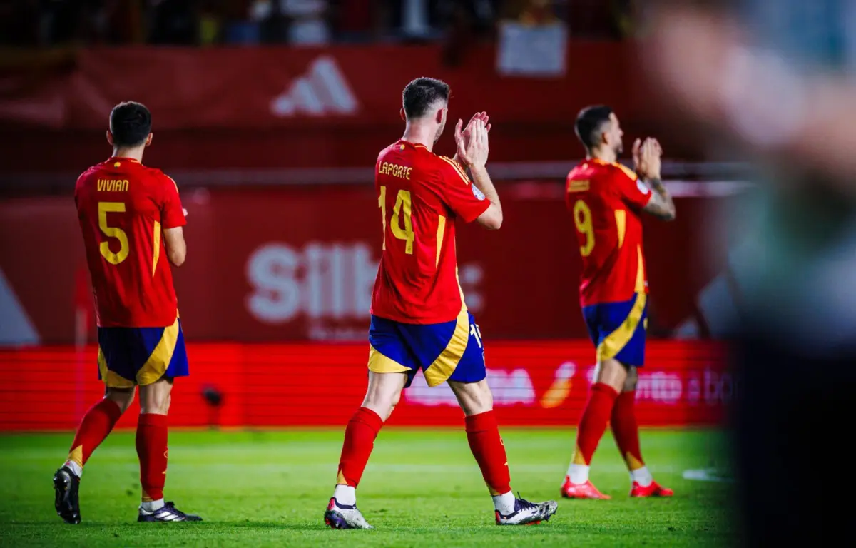 A festa da seleção espanhola (Reprodução: Twitter)