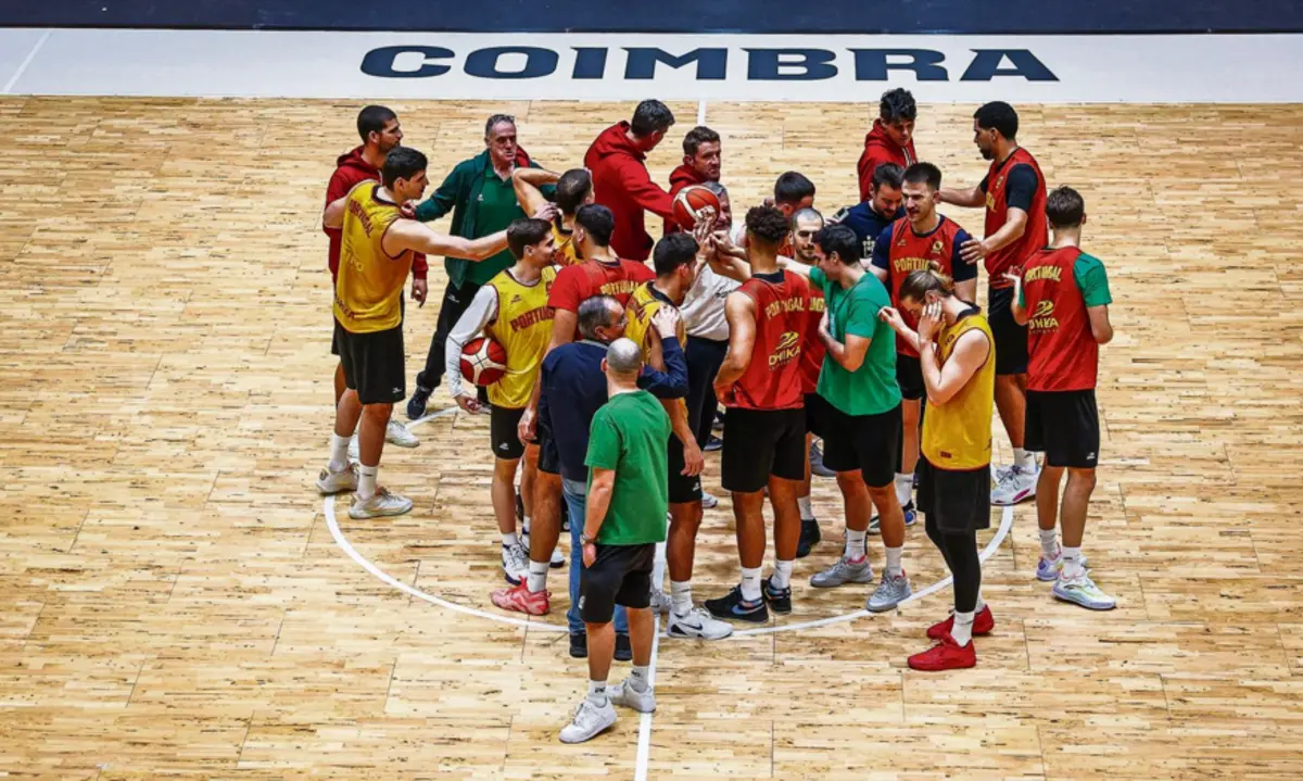 Imagem de contexto do artigo Seleção Nacional de basquetebol à procura da bonança