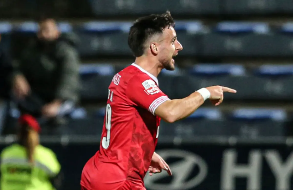 Imagem de contexto do artigo Santa Clara resgata Bruno Almeida