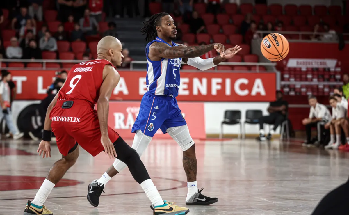 Jalen Riley deixa o FC Porto
