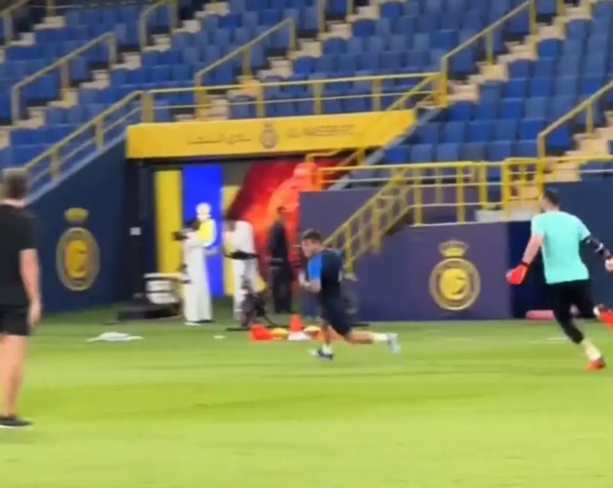 Imagem de contexto do artigo Otávio marca penálti à Panenka e “irrita” o guarda-redes David Ospina: ora veja