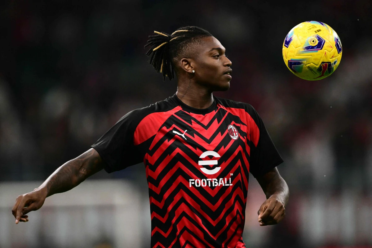 Imagem de contexto do artigo Ronaldinho Gaúcho elogia Rafael Leão: “É um futebolista que me encanta”