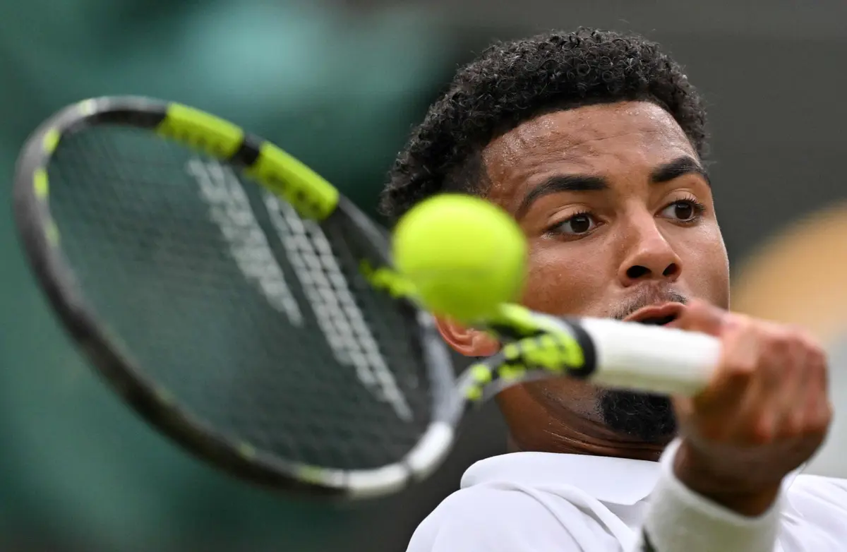 Imagem de contexto do artigo Arthur Fils vence Alexander Zverev em Hamburgo e conquista o seu segundo título