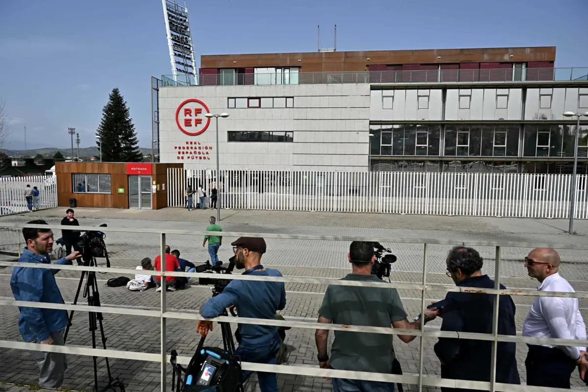 Imagem de contexto do artigo Escândalo no futebol espanhol leva a reunião entre RFEF e FIFA