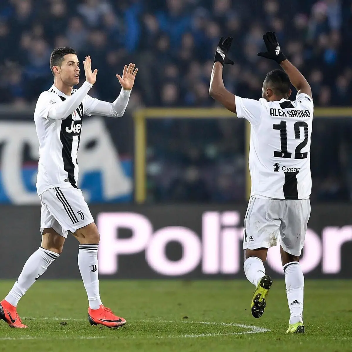 Ronaldo e Alex Sandro