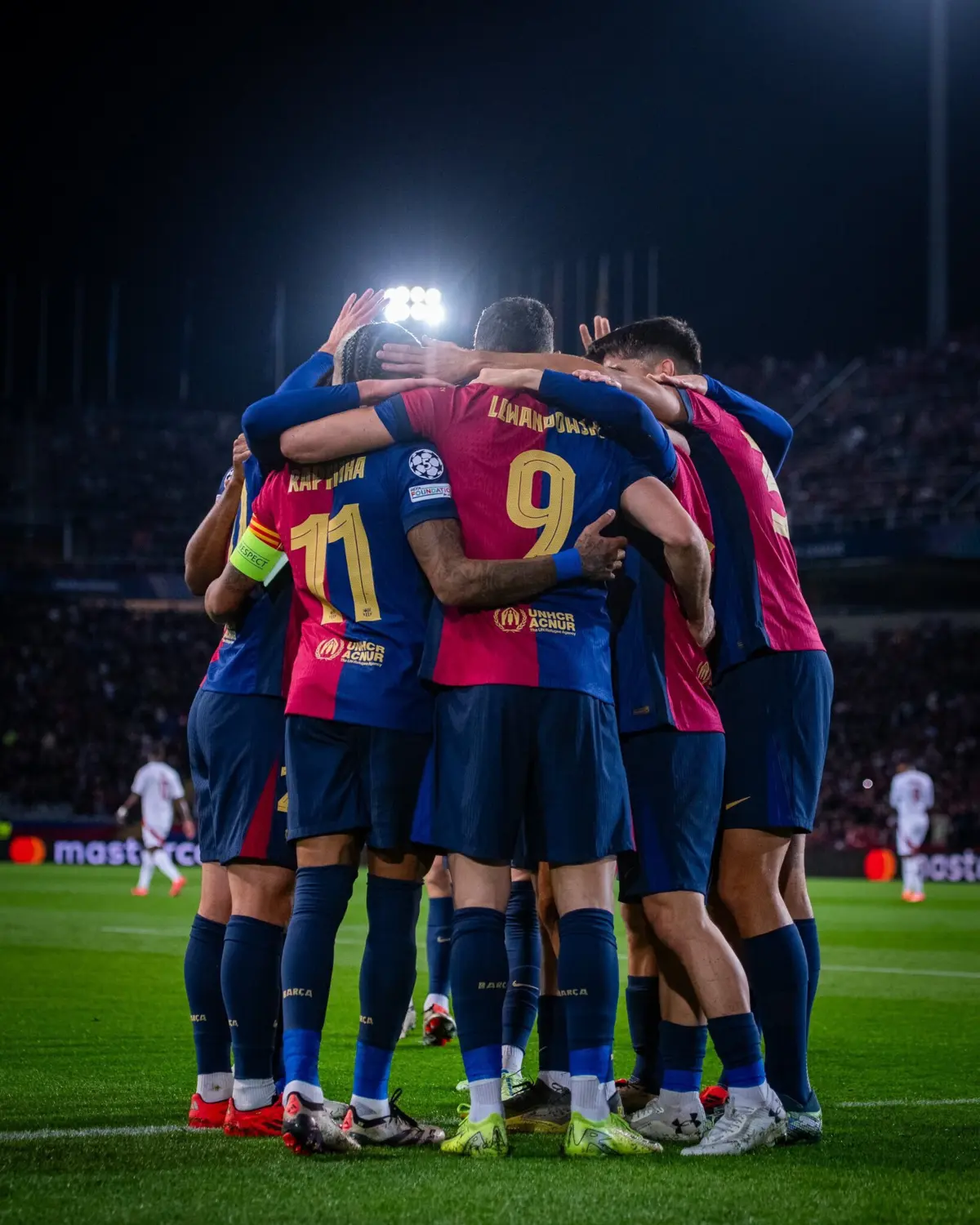 Imagem de contexto do artigo Lewandowski fez história no Barcelona-Brest. Veja o resumo