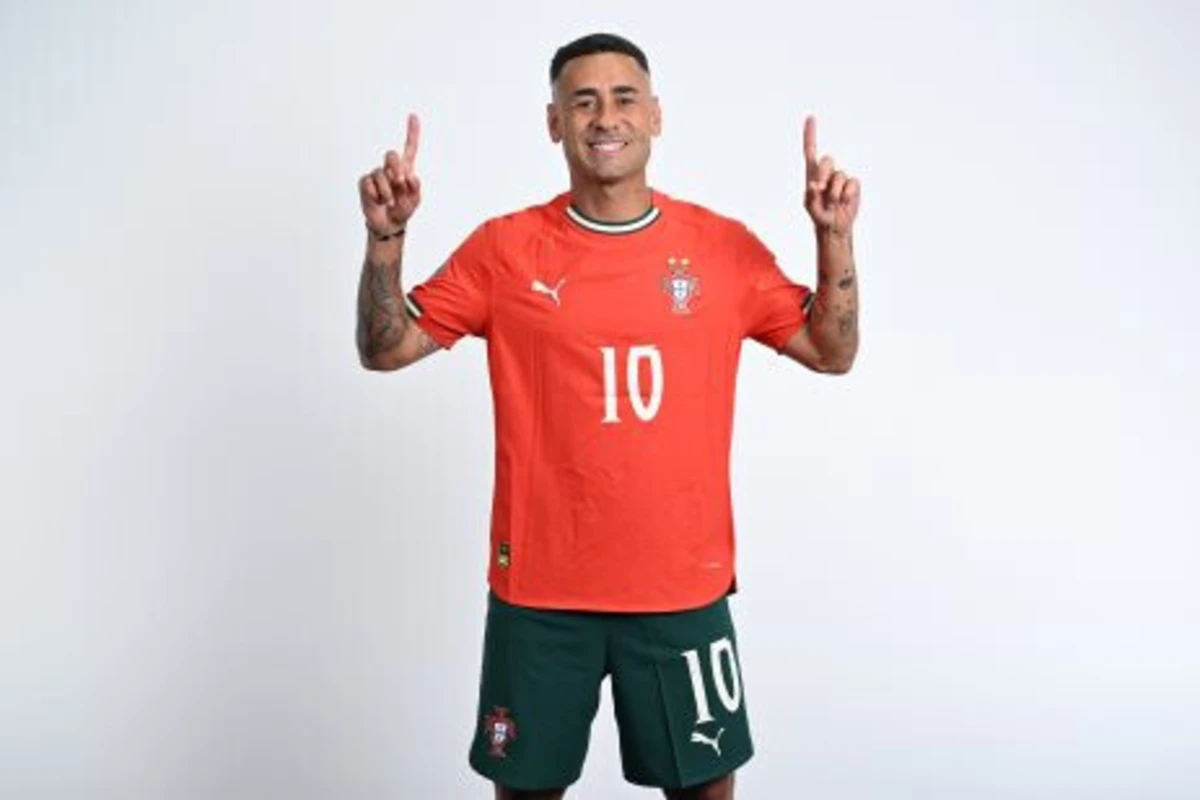 Imagem de contexto do artigo Bê Martins eleito melhor jogador do mundo de futebol de praia em 2024