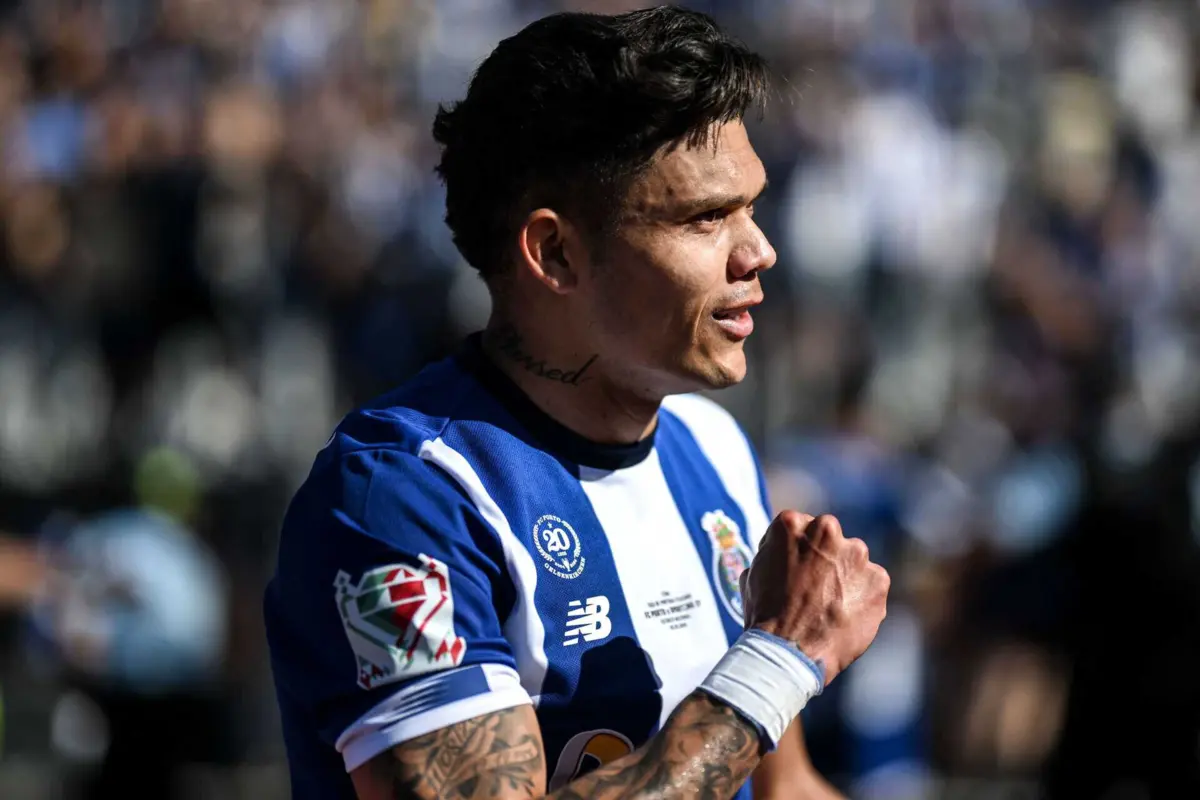 Imagem de contexto do artigo Evanilson após FC Porto vencer Taça: "Dedico ao nosso presidente... Na verdade, dedico aos dois"