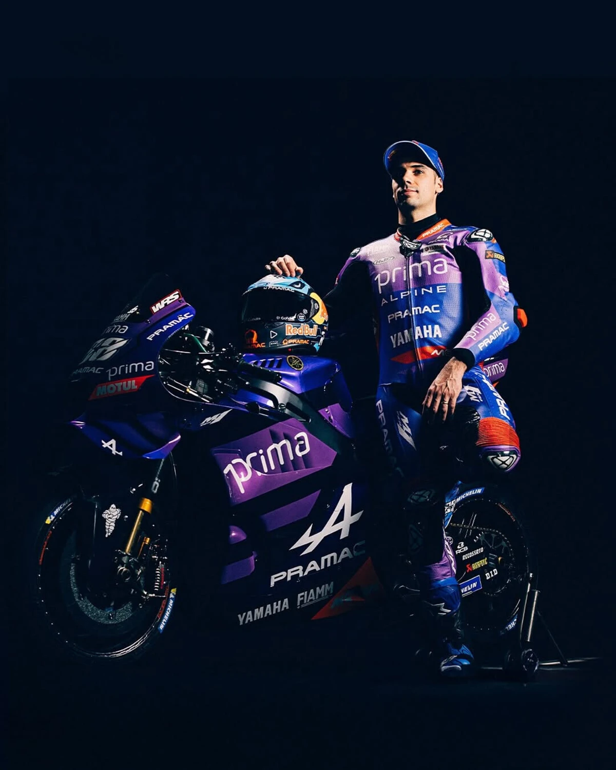 Imagem de contexto do artigo A nova Yamaha de Miguel Oliveira para a época de 2025 de MotoGP