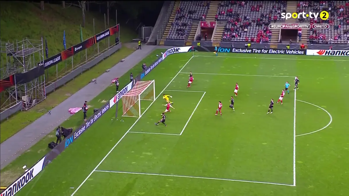 Imagem de contexto do artigo Qarabag marca o quarto em Braga e ouvem-se assobios. Veja o golo