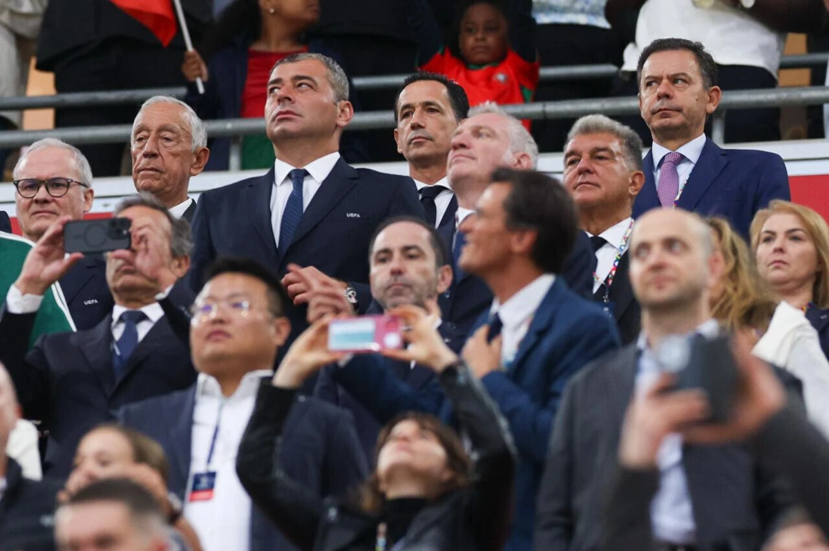 Marcelo e Montenegro na Allianz Arena (créditos: EPA)
