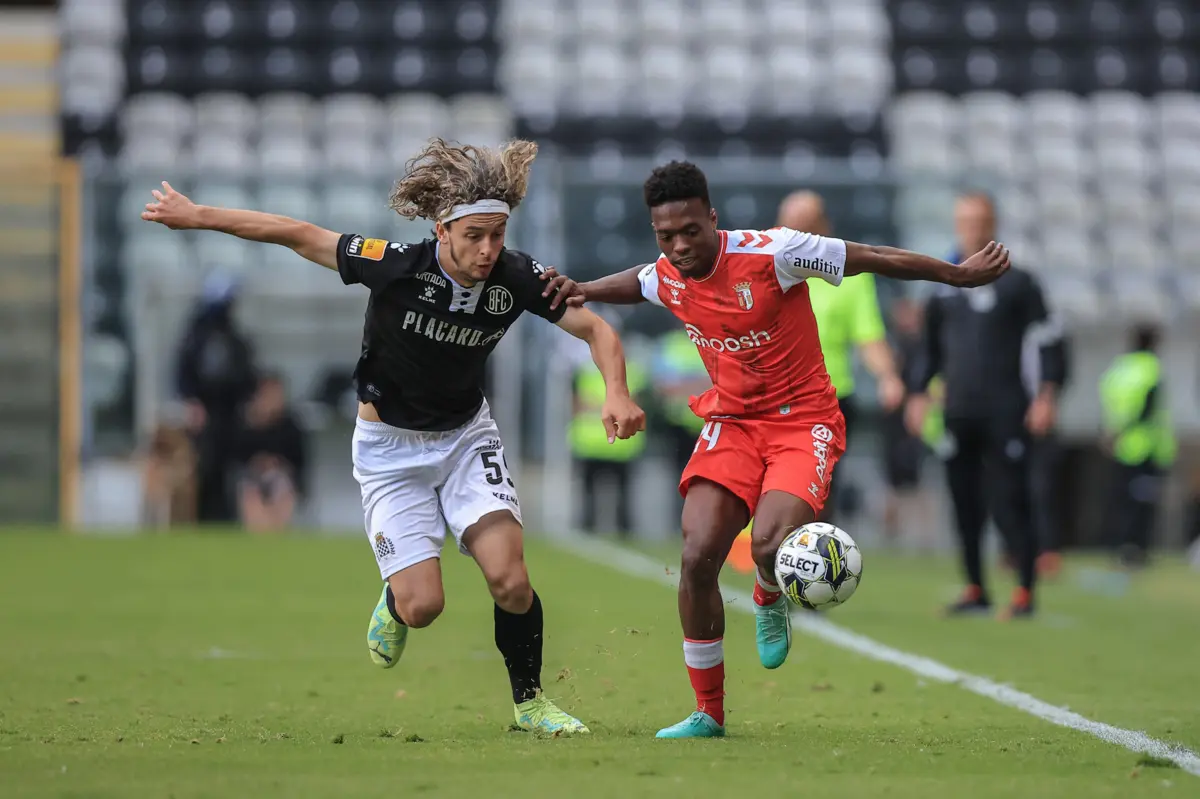 Martim Tavares à esquerda (Créditos: Miguel Pereira/Global Imagens)