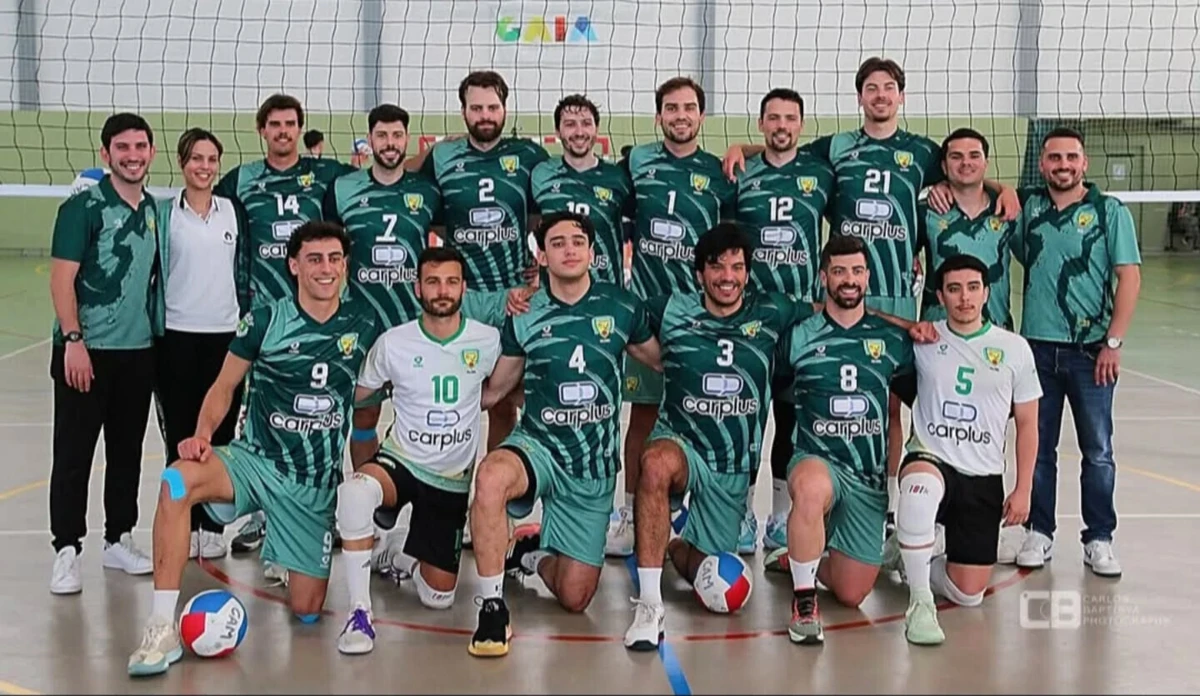 Plantel liderado por Nuno Santiago(à direita, em cima) e Leonel Rosa (à esquerda, em cima)
(créditos foto: CB Photos)