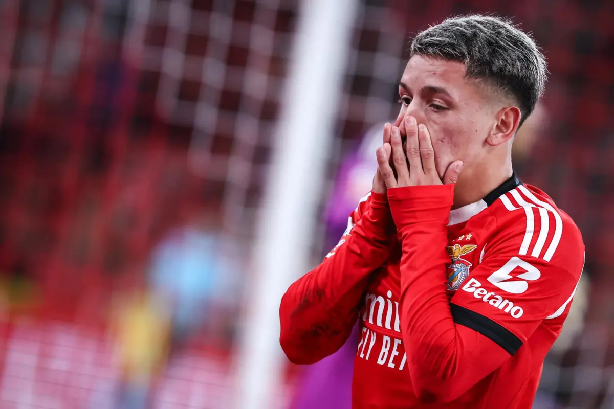 Prestianni com pouco espaço no Benfica