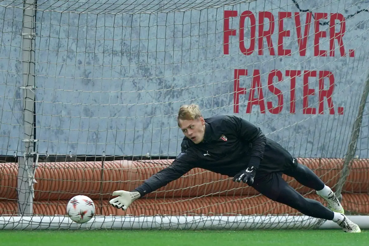 Hornicek tem brilhado na baliza do Braga