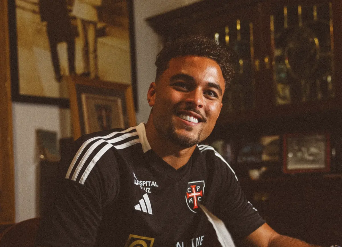 Imagem de contexto do artigo Paulo Fonseca assume que tem jogador do Casa Pia na mira