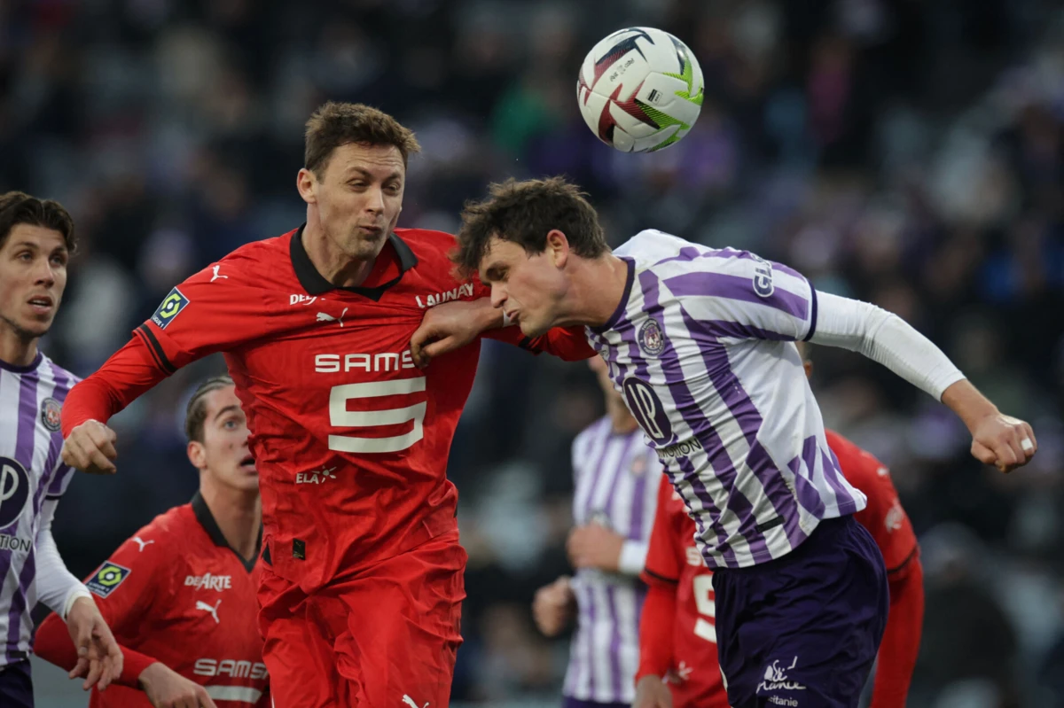 Matic, à esquerda (Valentine CHAPUIS AFP)