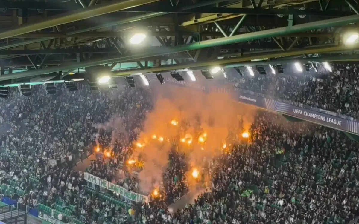 Imagem de contexto do artigo Adeptos "desafiam" UEFA: tochas e fogo de artifício lançados no Sporting-Arsenal